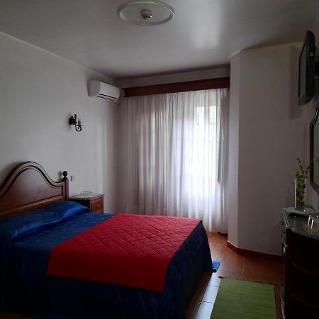 Residencial Das Trinas 2 Γκιμαράες Εξωτερικό φωτογραφία