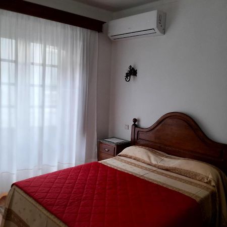 Residencial Das Trinas 2 Γκιμαράες Εξωτερικό φωτογραφία