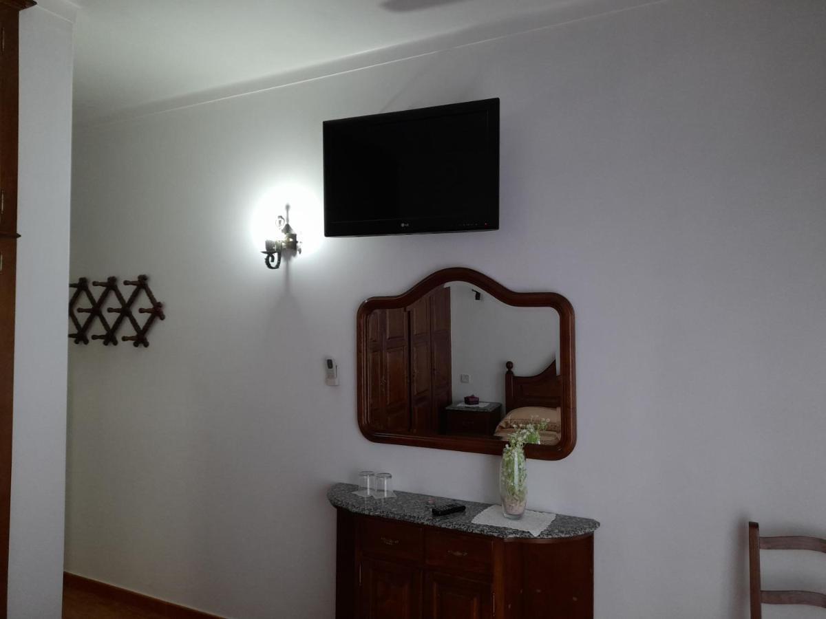 Residencial Das Trinas 2 Γκιμαράες Εξωτερικό φωτογραφία